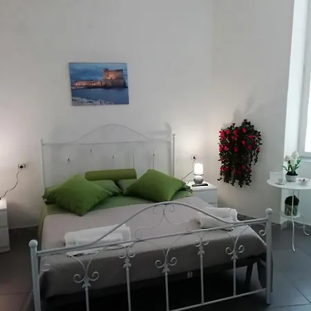 B&B Bellezze Di Napoli Nocleg ze śniadaniem *